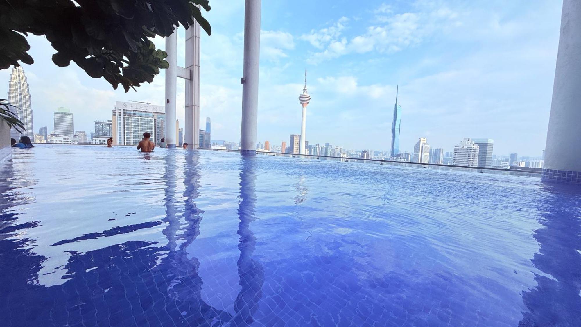 Colony Deluxe Klcc *